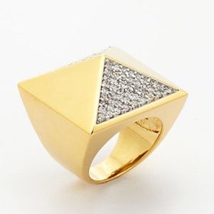 Never worn, oversized ring. Make an offer.